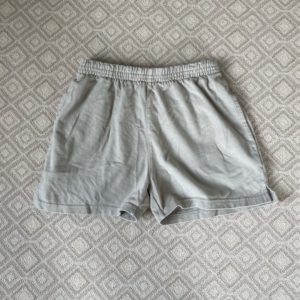 Brandy Melville Rosa Sweatshorts Gray